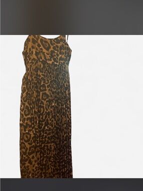 Women’s Leopard Print Maxi Dress - Brown_pleated, flows